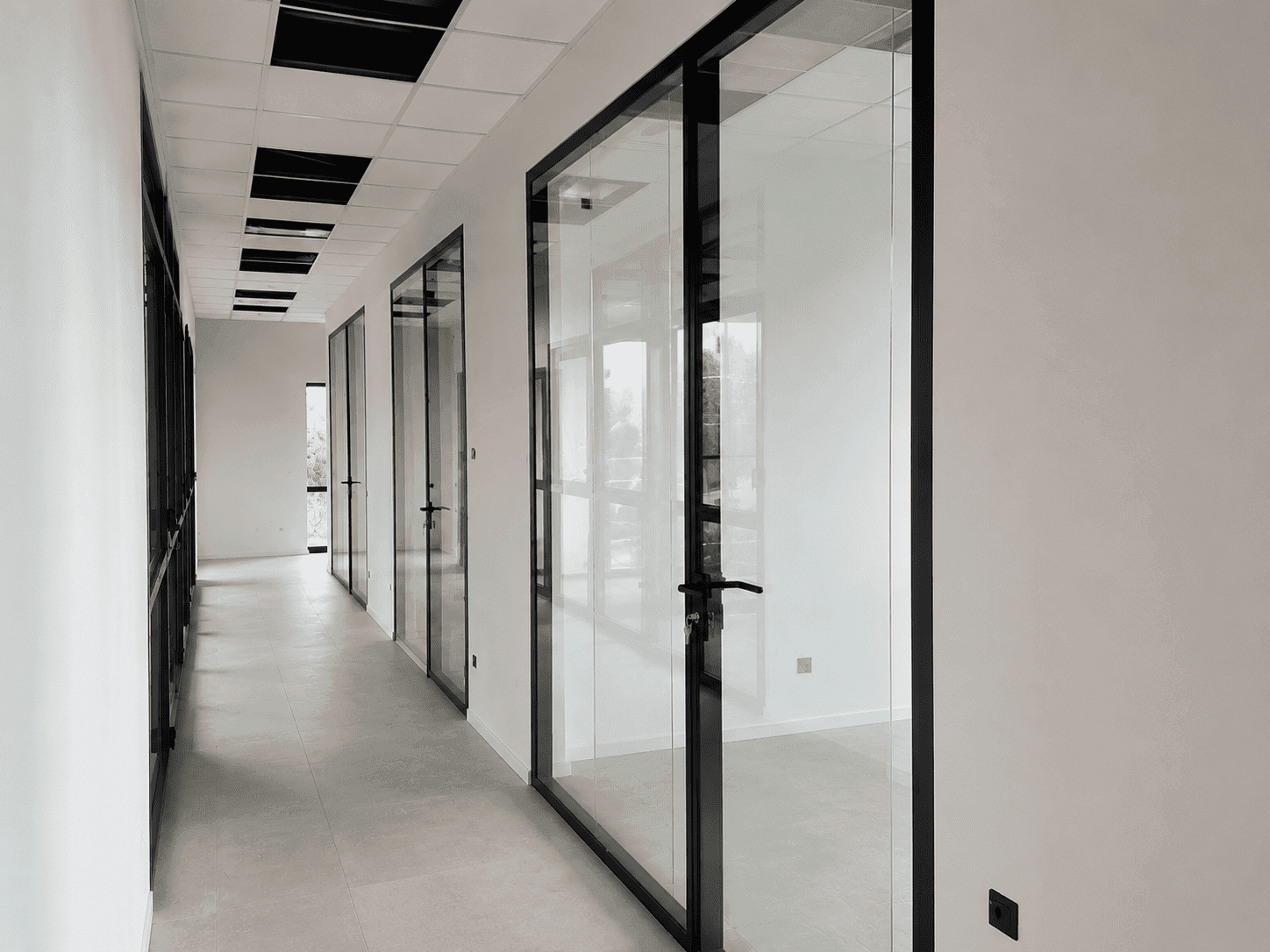 double-glazed glass wall in Vicenza